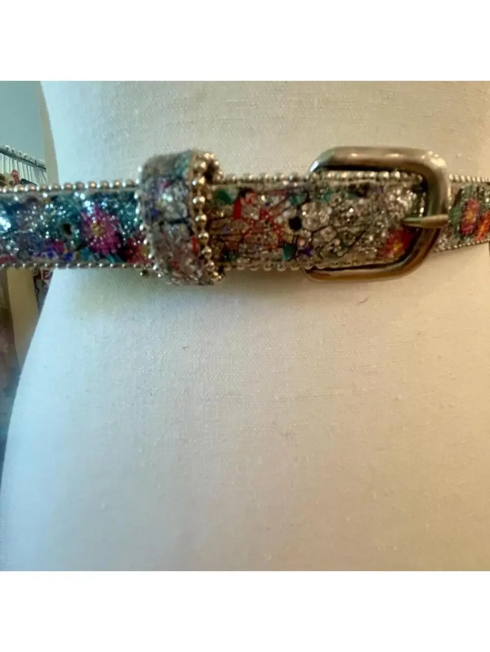 Vintage Colorful Tapestry & Glitter Lace Belt w/ Silver Toned Buckle (L34)